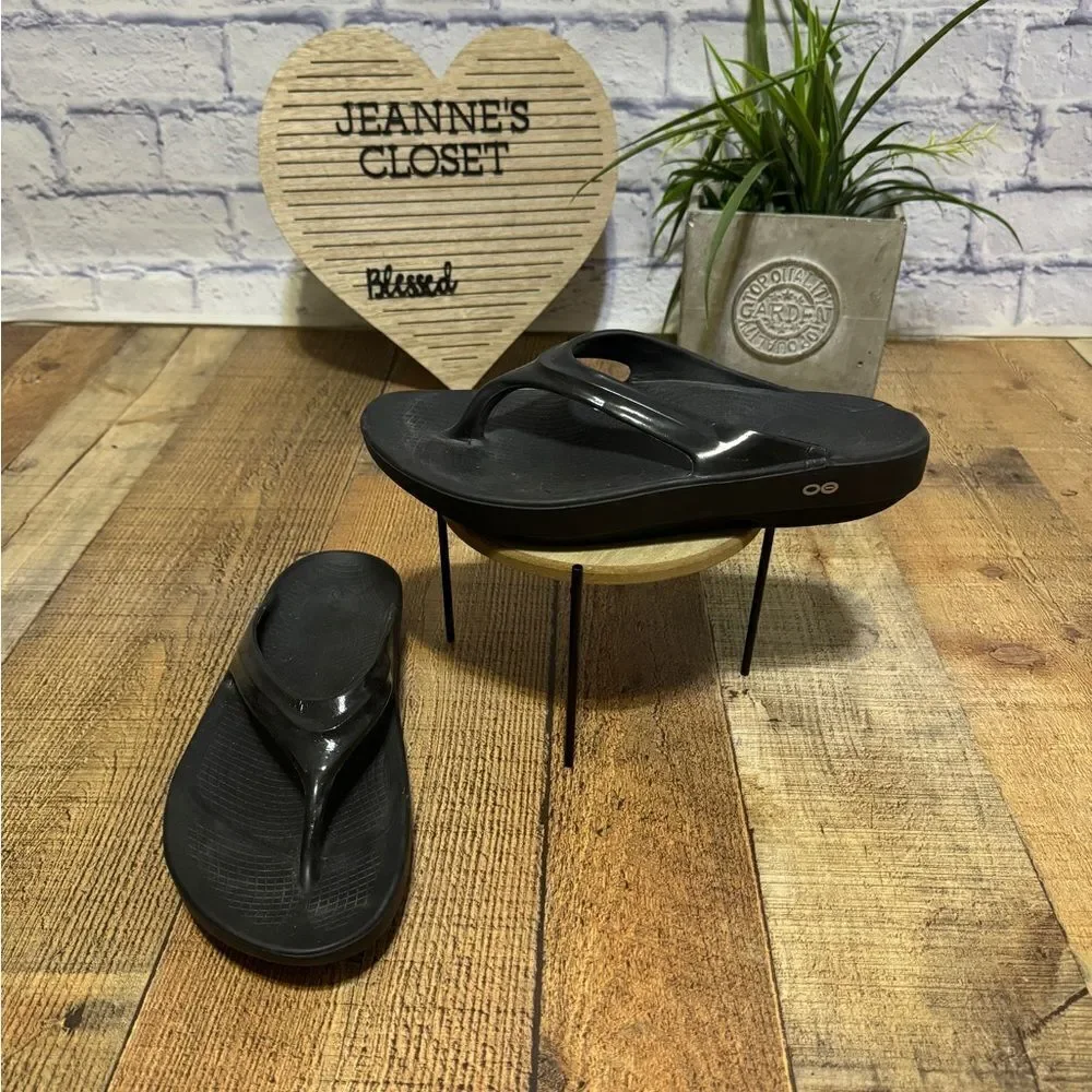 Oofos Sandals 10 Black Oolala Thong Comfort Slip On Recovery Walking Sandals